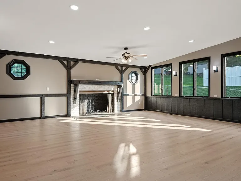 2175 Gale Dr — Photo 15