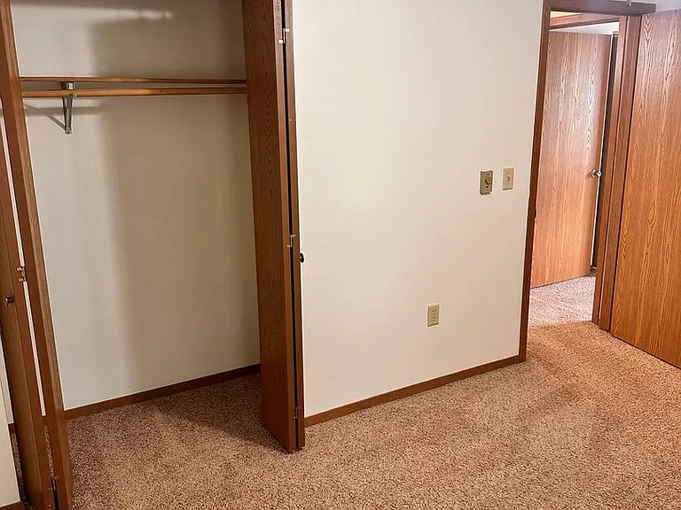 4908 Coventry Ct — Photo 28