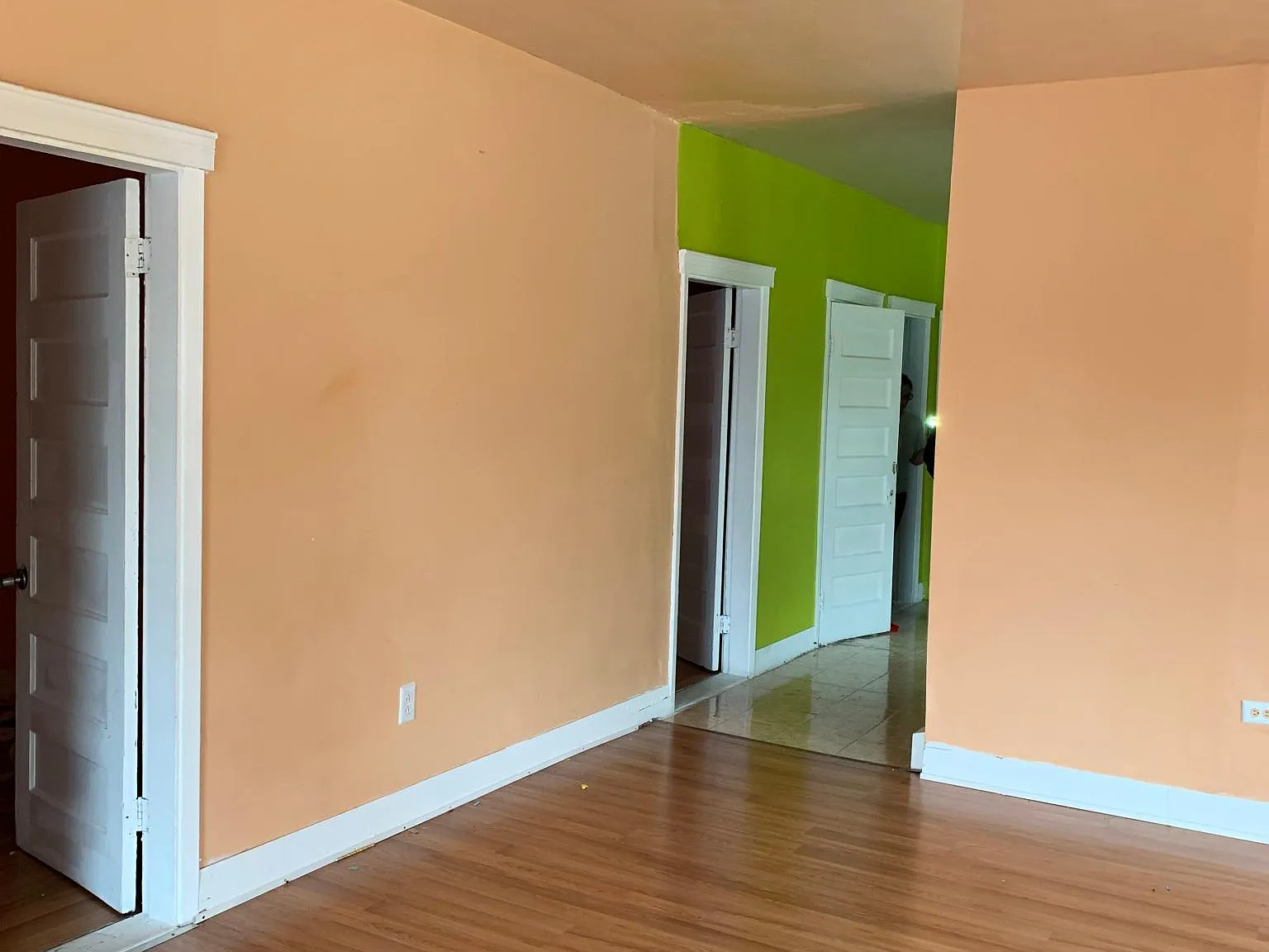 3 bed, $1,700 — Photo 2