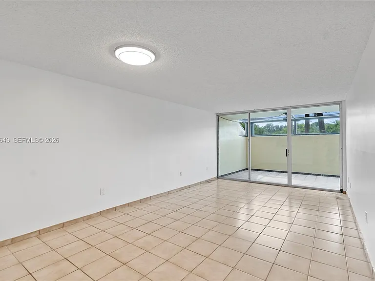 10875 SW 112th Ave #114 — Photo 6