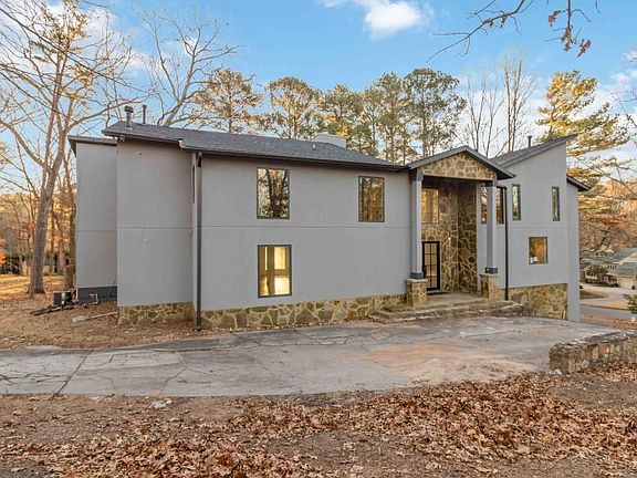 2nd image of 1620 Saddle Ridge Way