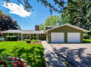 284 Lake Hills Dr, Concord, MI 49237