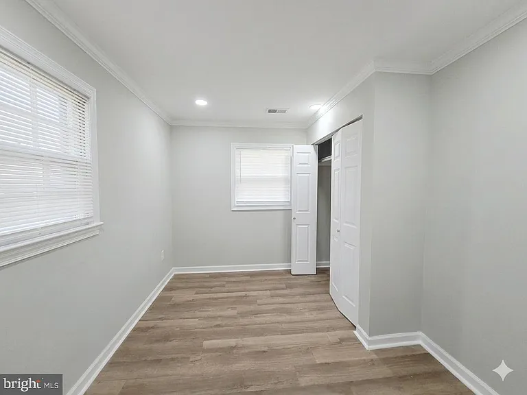 5001 Iroquois St — Photo 15