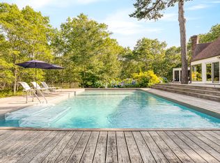 29 S Breeze Dr, Wainscott, NY 11937