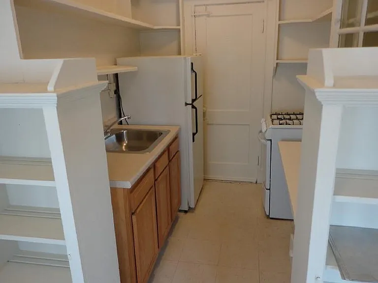 1109 Boylston St #3 — Photo 4