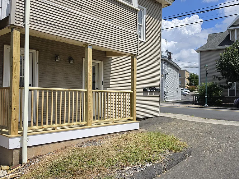28 Liberty St #1 — Photo 1