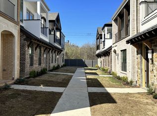 8105 Radnor Rd, Dallas, TX 75231