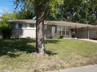 515 Angelus Dr, Florissant, MO 63031