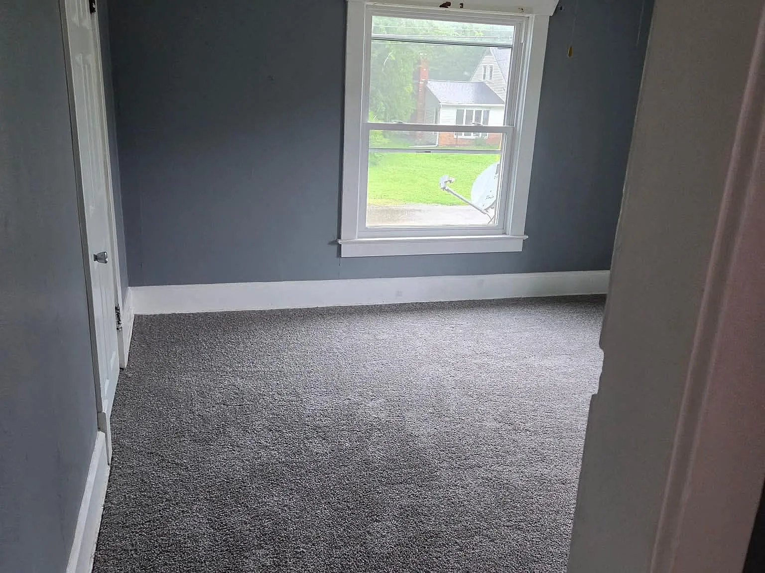 2 bed, 1.0 bath, $970 — Photo 3