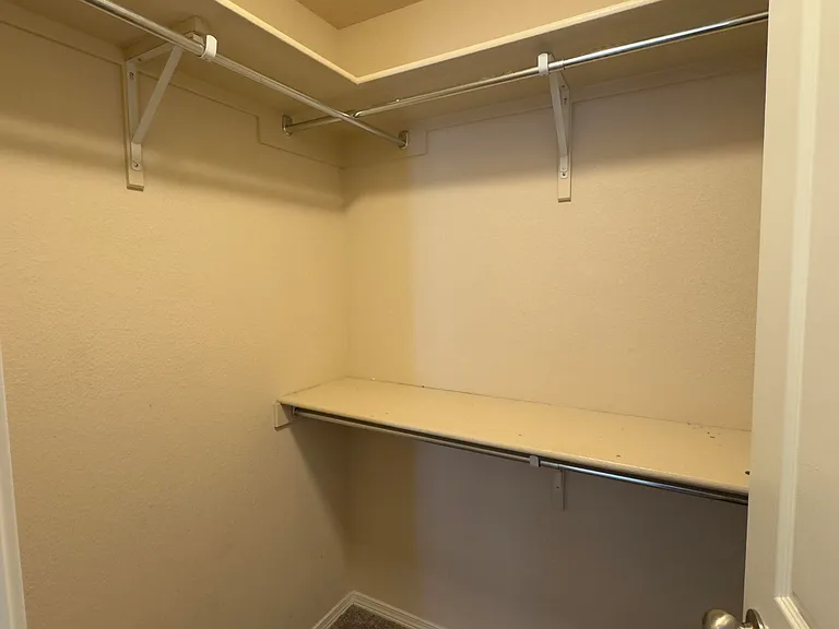 7665 Mundy Creek Dr — Photo 35