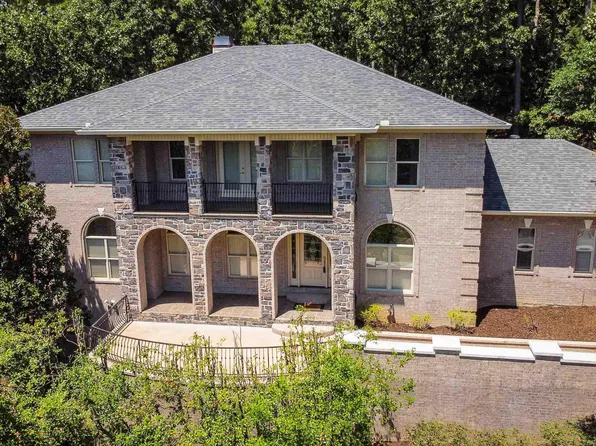 35 Crystal Mountain Ln, Maumelle, AR 72113