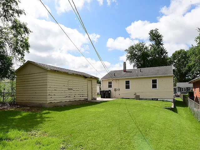 5830 Spaulding St — Photo 18