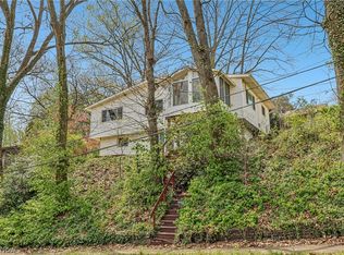 2060 6th St SW, Akron, OH 44314