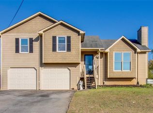 12 Fairfield Dr SW, Cartersville, GA 30120