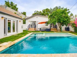 21321 Velicata St, Woodland Hills, CA 91364