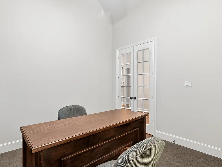 2346 Arezzo Ln — Photo 5