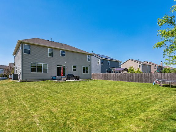 3rd image of 2480 Heron Ln