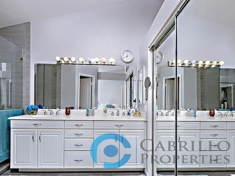 11280 Portobelo Dr — Photo 13