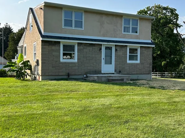 1023 Quarry Hall Rd, Norristown, PA 19403