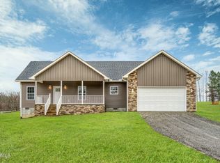 292 Adams Creek Rd, Crossville, TN 38571
