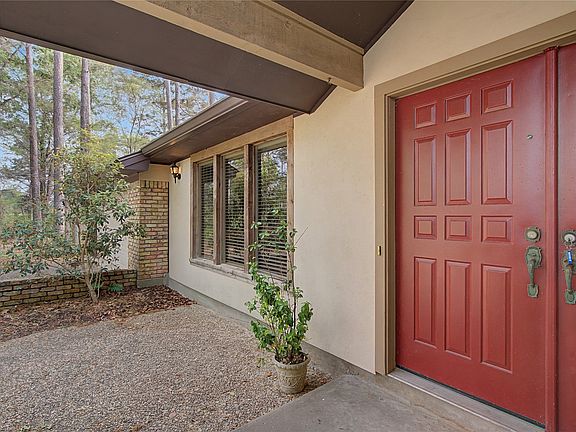 3rd image of 2700 Rhoda Rd