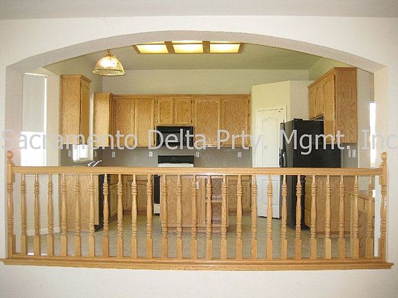 4th image of 9169 Hemsworth Way