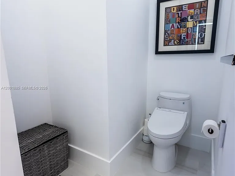 3600 Mystic Pointe Dr #114 — Photo 13