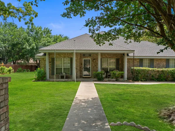 1275 FOX GLEN RD, New Braunfels, TX 78130