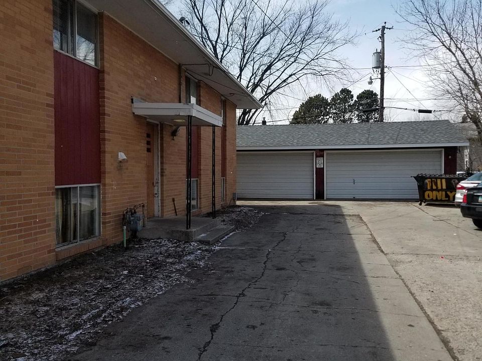 2nd image of 1111-18 1/2 St S