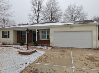 14427 Fox Chase Dr, Florissant, MO 63034