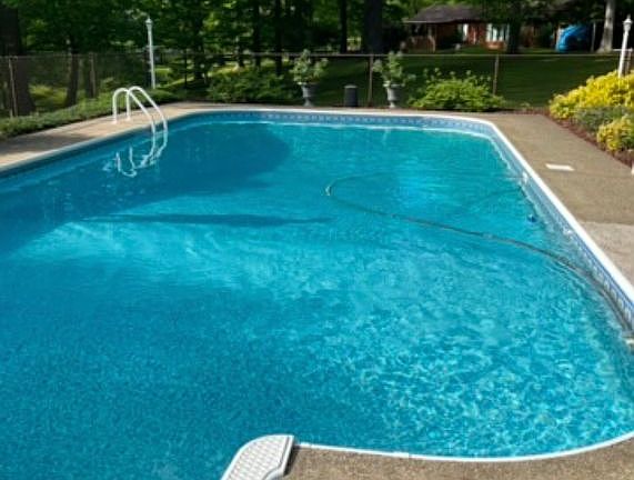 3rd image of 993 Oak Grove Church Rd