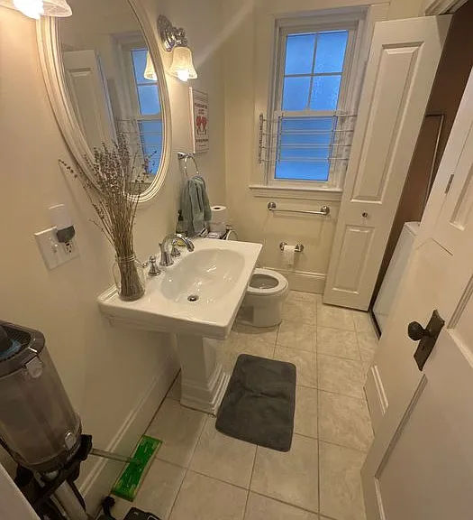 7 Lewis St #1 — Photo 12