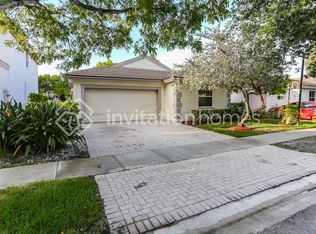 7333 NW 1st Mnr, Fort Lauderdale, FL 33317