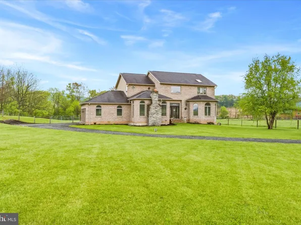 11820 Shimpstown Rd, Mercersburg, PA 17236