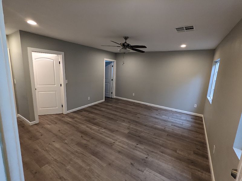 1st image of 2537 Maynard Dr