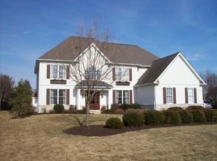 1149 S Lefever Dr, Lititz, PA 17543