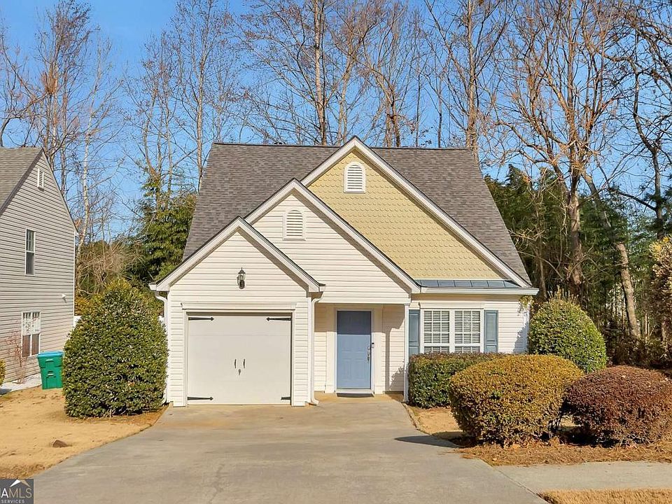 1st image of 267 Woodland Way