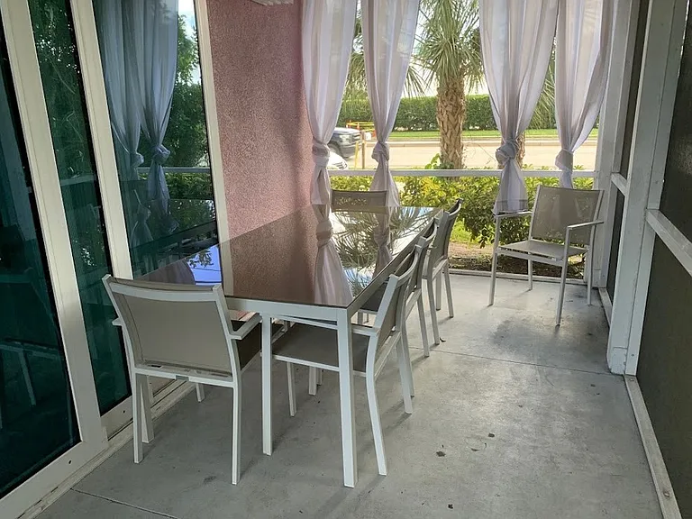 Screened in Sunroom