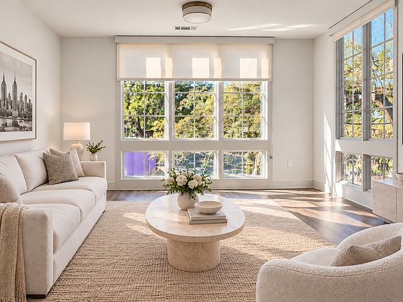 4th image of 1501 Montgomery St #215