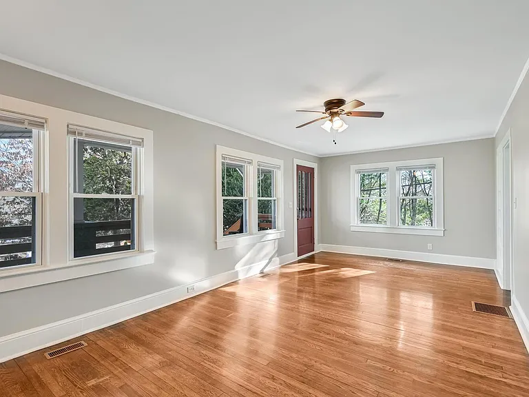 29 Swannanoa Ave — Photo 12