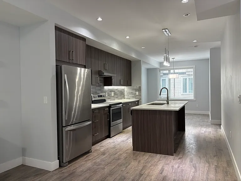 1308 Rutland Rd N #15 — Photo 17