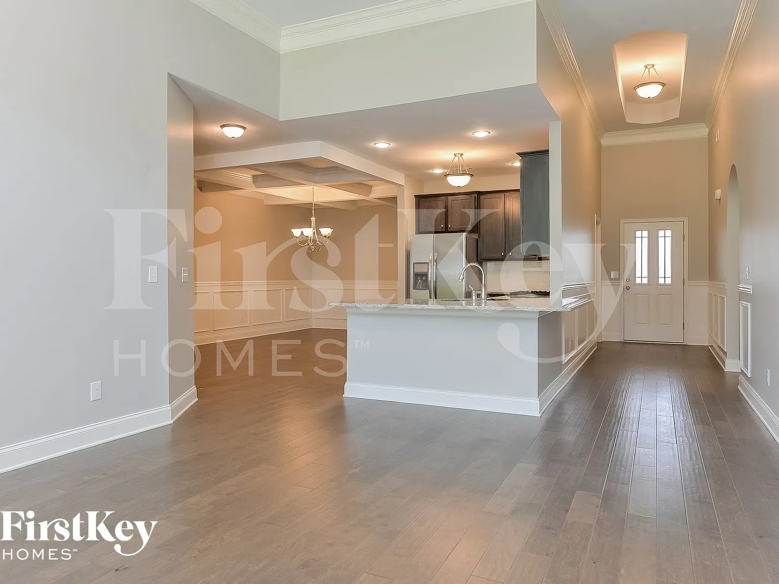4 bed, 2.0 bath, 2100 sqft, $2,165 — Photo 4