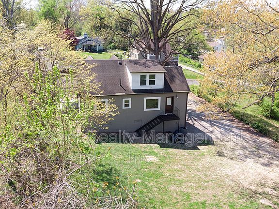 5th image of 408 Oakland St