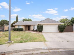 328 Burns Creek Ct, Waterford, CA 95386