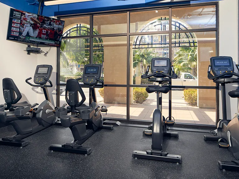 The Promenade Rio Vista Apartments — Photo 41