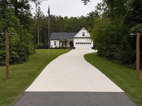 5118 Star Magnolia Ct, Clover, SC 29710