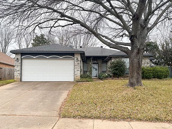 2nd image of 6202 Sandstone Dr