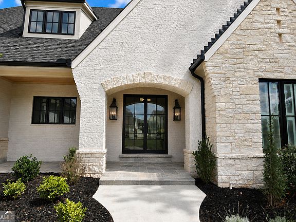 5th image of 5071 Kings Close
