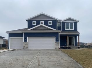 18593 W 193rd St, Spring Hill, KS 66083