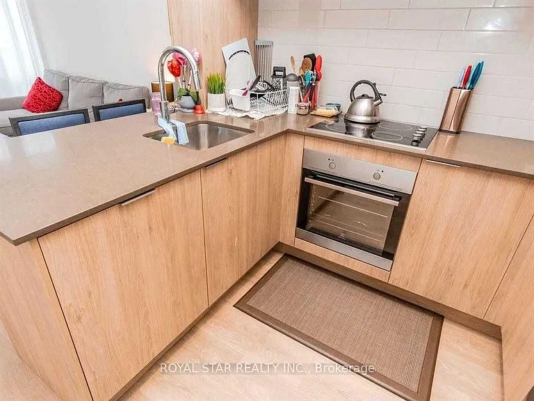 225 Sumach St #2612 — Photo 13
